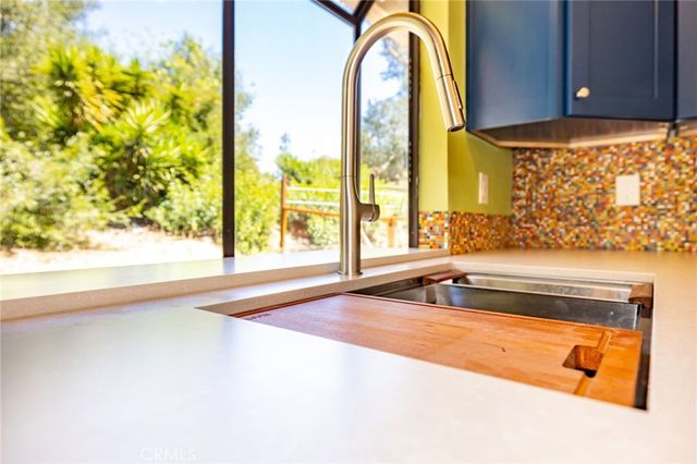 1256 E Fallbrook, Fallbrook, CA 92028