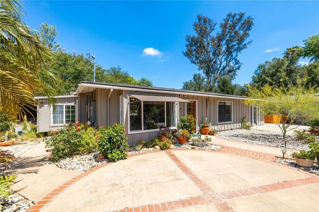 1256 E Fallbrook, Fallbrook, CA 92028