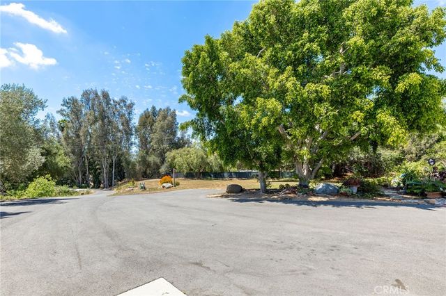 1256 E Fallbrook, Fallbrook, CA 92028