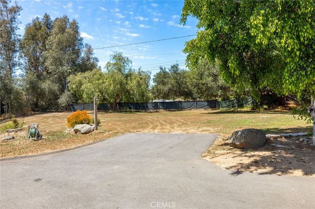 1256 E Fallbrook, Fallbrook, CA 92028