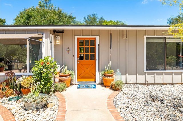1256 E Fallbrook, Fallbrook, CA 92028