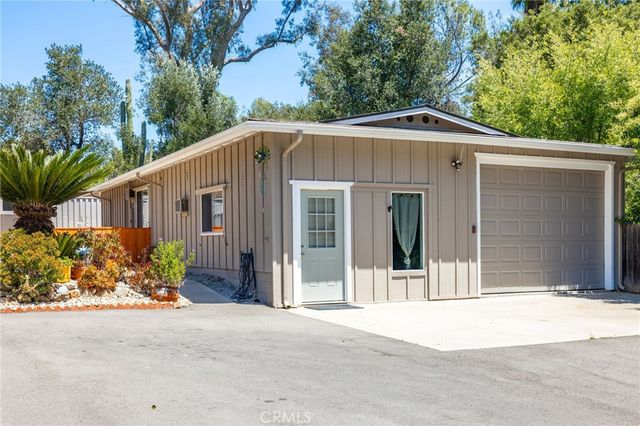 1256 E Fallbrook, Fallbrook, CA 92028