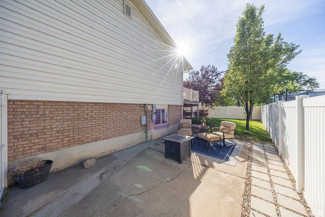 4491 S 1600 W, Roy, UT 84067