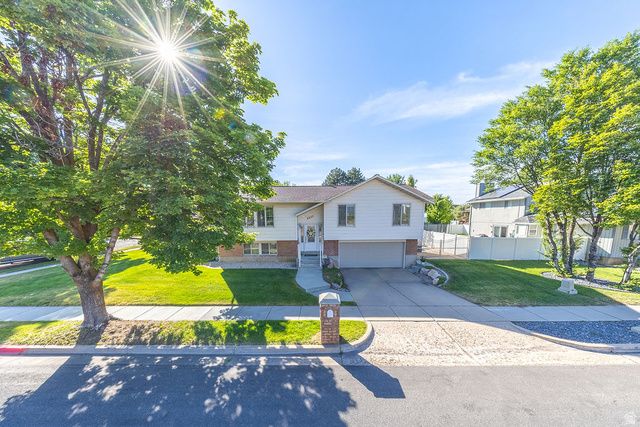 4491 S 1600 W, Roy, UT 84067