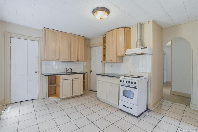 21 Church Street, Ellenville, NY 12428