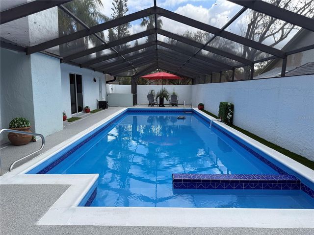 6728 ISLANDER LANE, Tampa, FL 33615