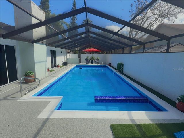 6728 ISLANDER LANE, Tampa, FL 33615