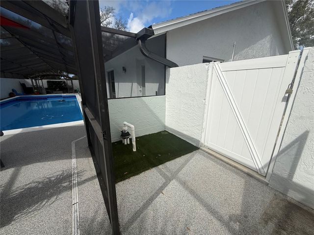 6728 ISLANDER LANE, Tampa, FL 33615