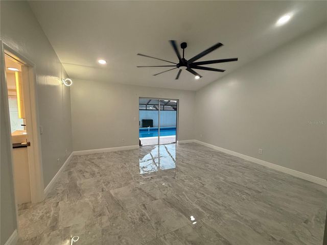 6728 ISLANDER LANE, Tampa, FL 33615