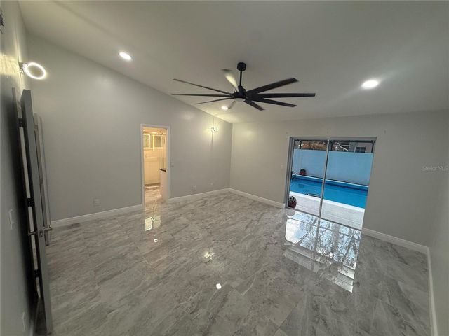 6728 ISLANDER LANE, Tampa, FL 33615