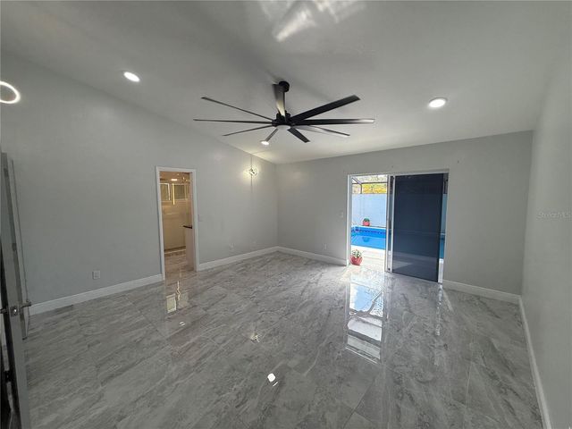 6728 ISLANDER LANE, Tampa, FL 33615