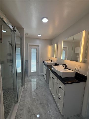 6728 ISLANDER LANE, Tampa, FL 33615