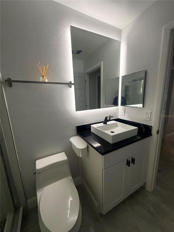 6728 ISLANDER LANE, Tampa, FL 33615