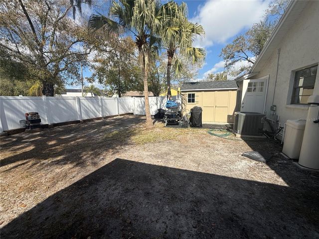 6728 ISLANDER LANE, Tampa, FL 33615