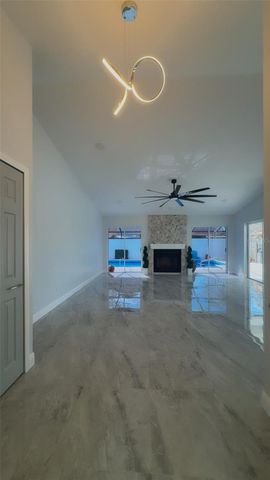 6728 ISLANDER LANE, Tampa, FL 33615