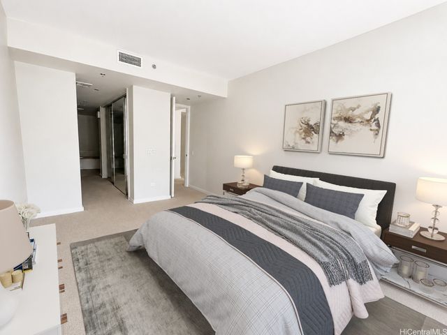 1 Keahole Place 2505, Honolulu, HI 96825