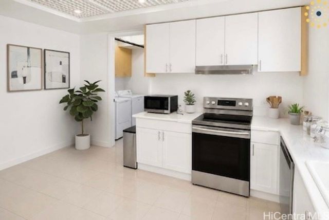1 Keahole Place 2505, Honolulu, HI 96825