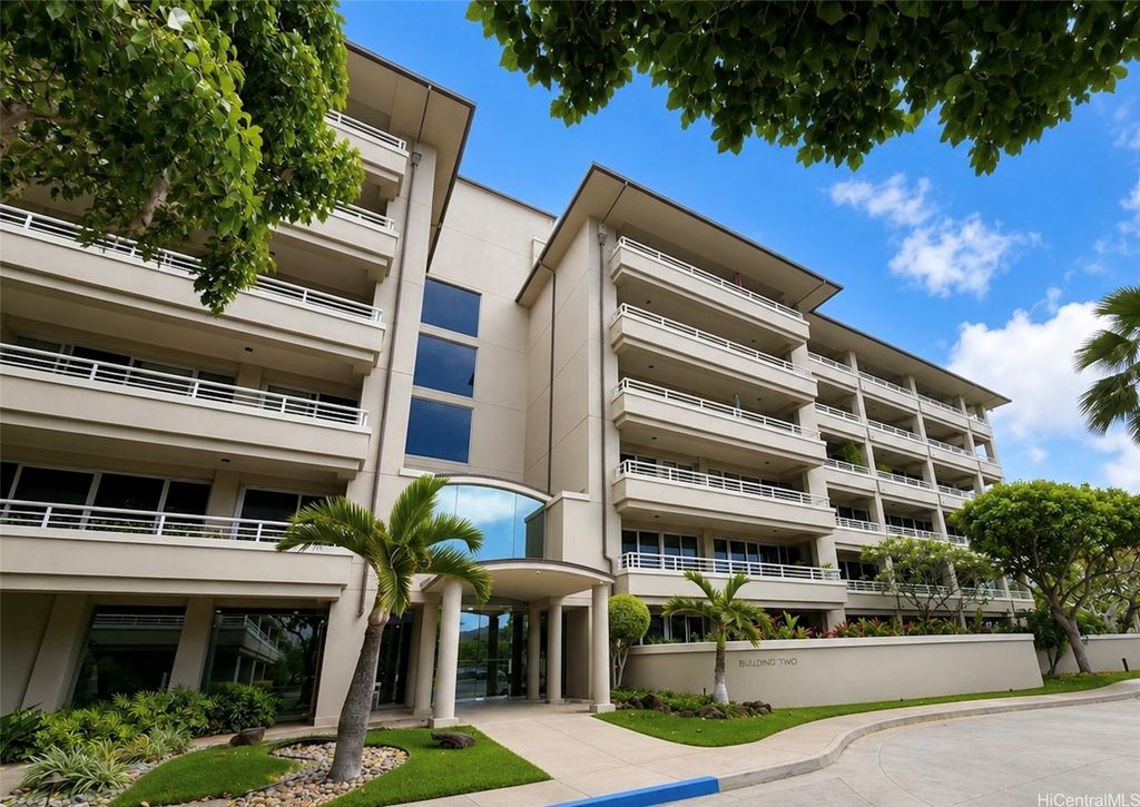 1 Keahole Place 2505, Honolulu, HI 96825