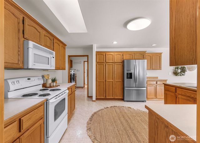 4705 Desmond Street, Bellingham, WA 98229