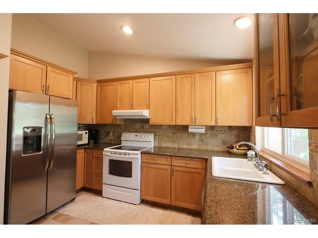 2285 Cliffrose Ln, Louisville, CO 80027