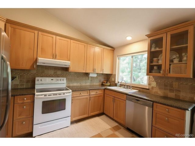 2285 Cliffrose Ln, Louisville, CO 80027