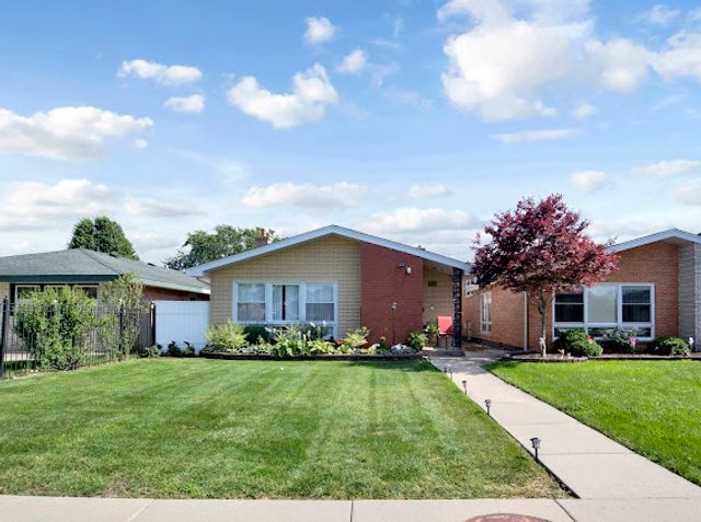 4339 W 83rd Street, Chicago, IL 60652