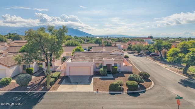 9820 N Moon Canyon Place, Tucson, AZ 85742