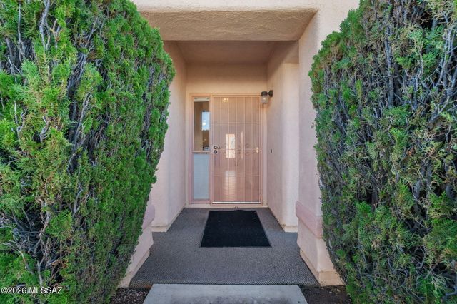 9820 N Moon Canyon Place, Tucson, AZ 85742