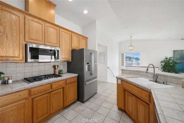 2811 Juniper Avenue, Morro Bay, CA 93442