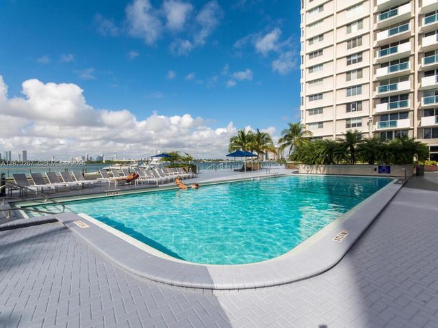 1200 West Ave 803, Miami Beach, FL 33139