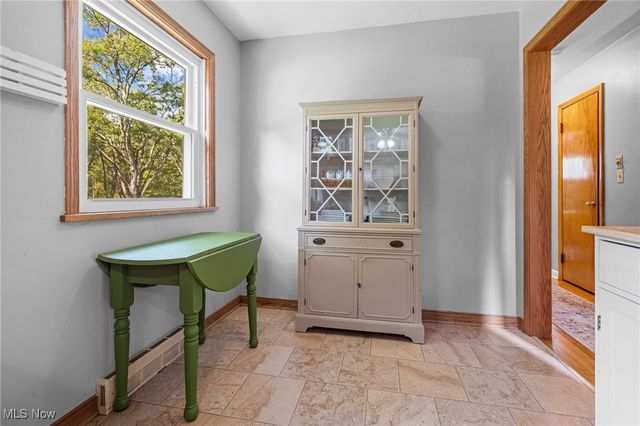 4666 Roop Avenue, Barberton, OH 44203