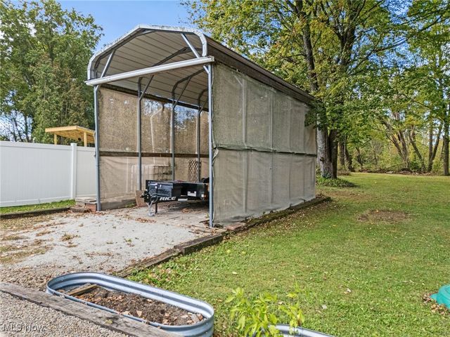 4666 Roop Avenue, Barberton, OH 44203