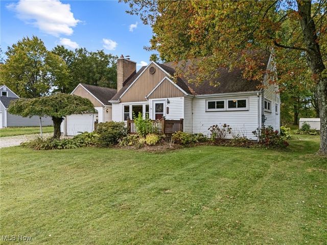 4666 Roop Avenue, Barberton, OH 44203