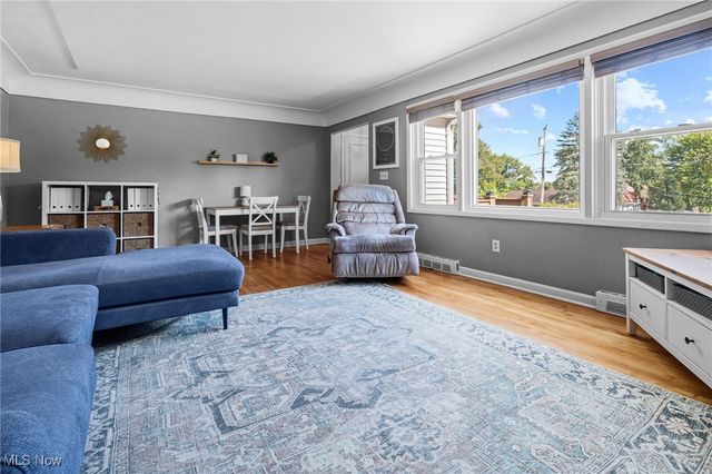 4666 Roop Avenue, Barberton, OH 44203