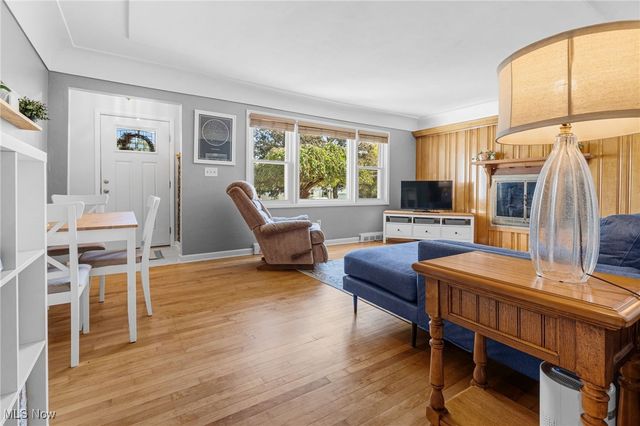 4666 Roop Avenue, Barberton, OH 44203