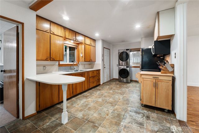 6511 S Bell, Tacoma, WA 98408