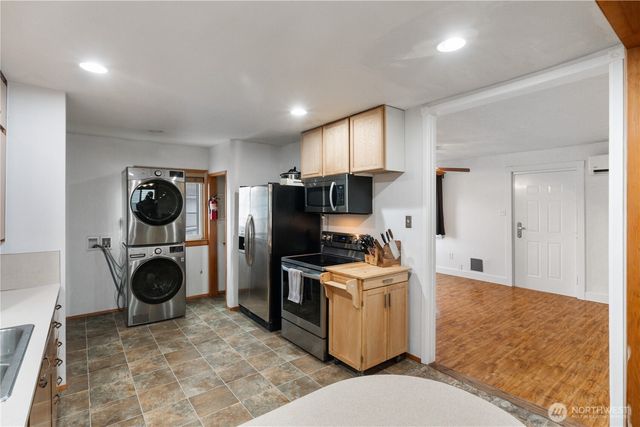 6511 S Bell, Tacoma, WA 98408