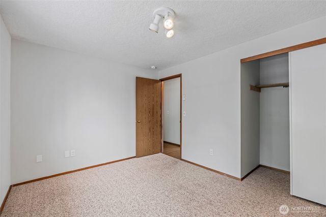 108 Sunnyside Drive, Centralia, WA 98531