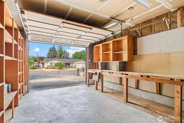 108 Sunnyside Drive, Centralia, WA 98531