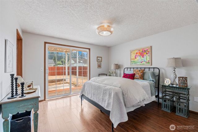 108 Sunnyside Drive, Centralia, WA 98531