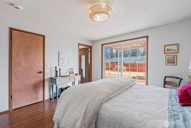 108 Sunnyside Drive, Centralia, WA 98531