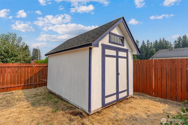 108 Sunnyside Drive, Centralia, WA 98531