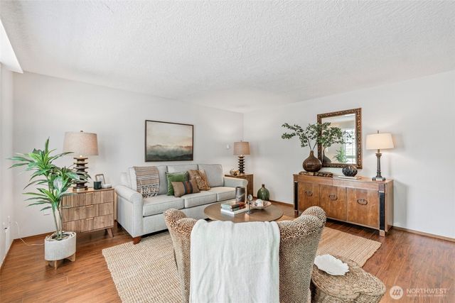 108 Sunnyside Drive, Centralia, WA 98531