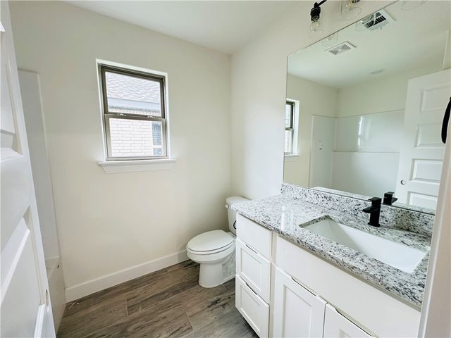 6400 NW Zella Street, Bentonville, AR 72713