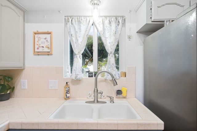 3684 Phillip Avenue, Clovis, CA 93612