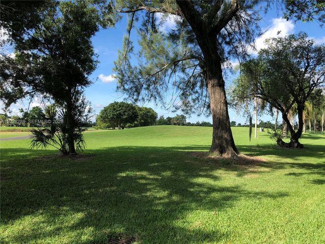 16300 Golf Club Road 105, Weston, FL 33326