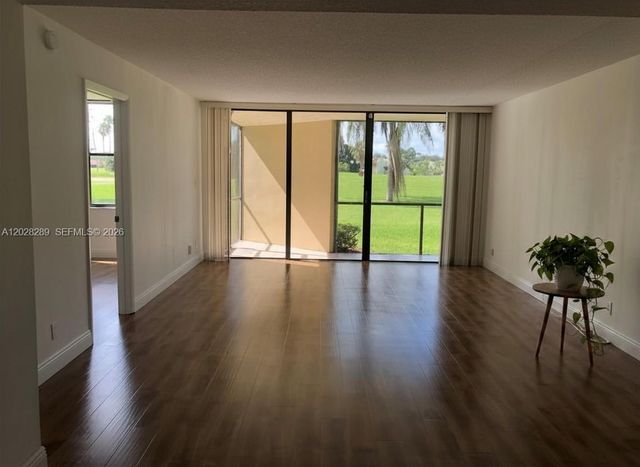 16300 Golf Club Road 105, Weston, FL 33326