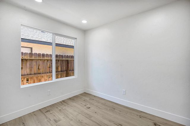 330 W Beechwood Avenue, Pinedale, CA 93650