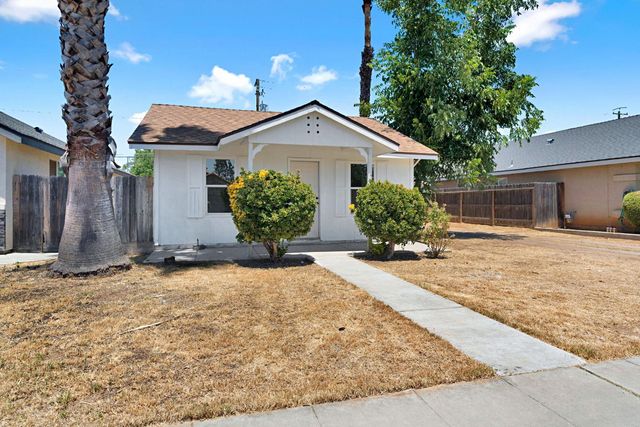 330 W Beechwood Avenue, Pinedale, CA 93650