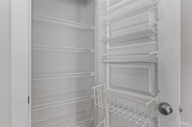 9483 Nature Creek Cir, Pensacola, FL 32526